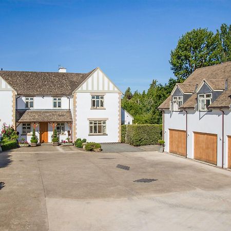 Villa Pheasants Nest Broadway  Exterior foto